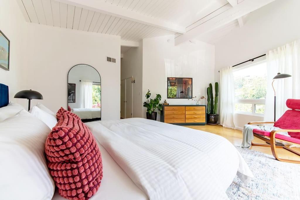Stunning Hollywood Midcentury Modern-Views-Best Location! Los Angeles Exterior photo