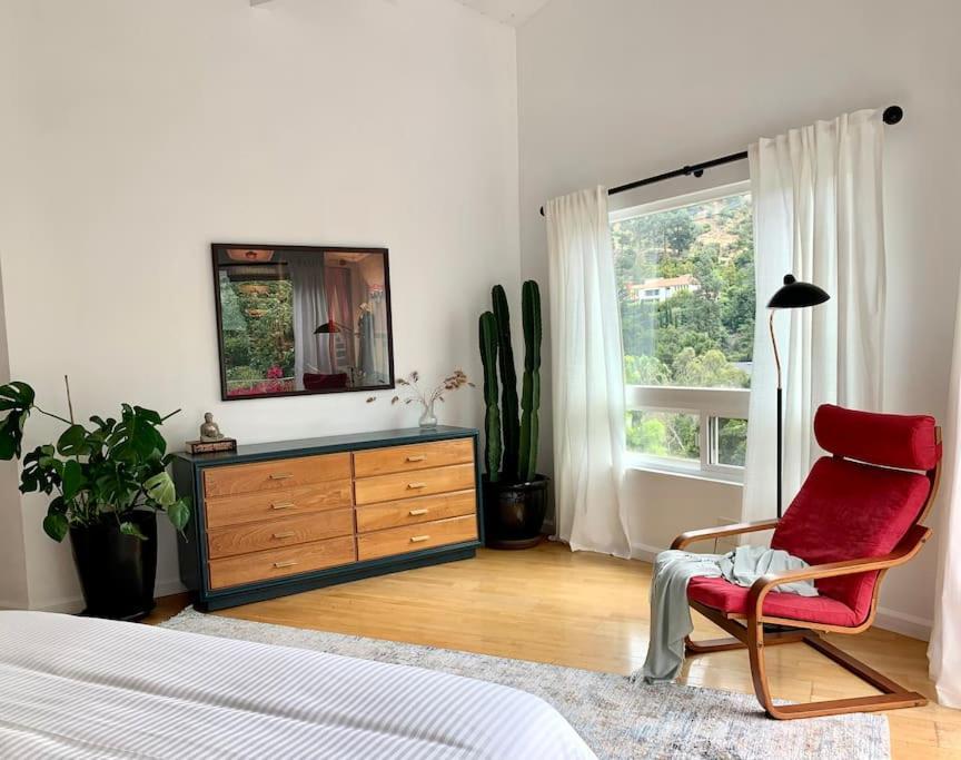 Stunning Hollywood Midcentury Modern-Views-Best Location! Los Angeles Exterior photo