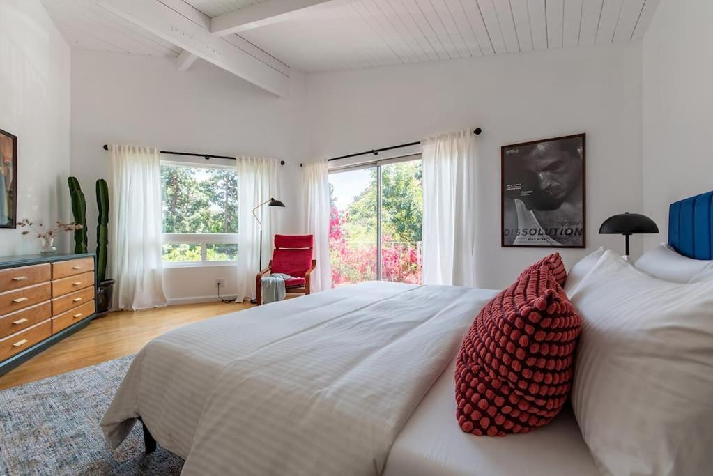Stunning Hollywood Midcentury Modern-Views-Best Location! Los Angeles Exterior photo
